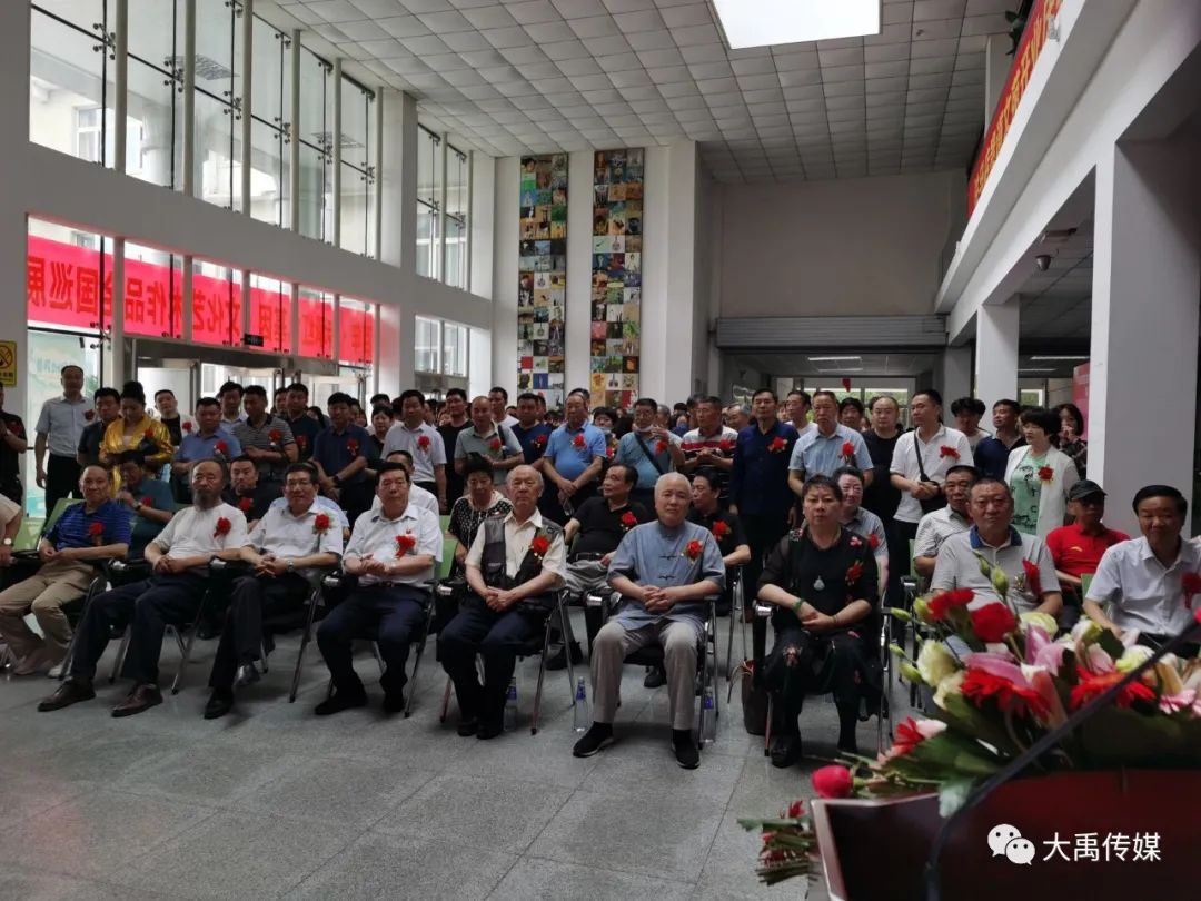 庆祝建党百年 传承红色基因 红色文化艺术作品全国巡展在驻马店开展